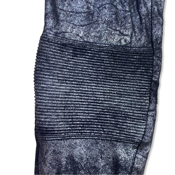 ⭐️ZARA Woman Premium Denim Collection Metallic Stretch Moto Leggings Pants - Picture 2 of 7